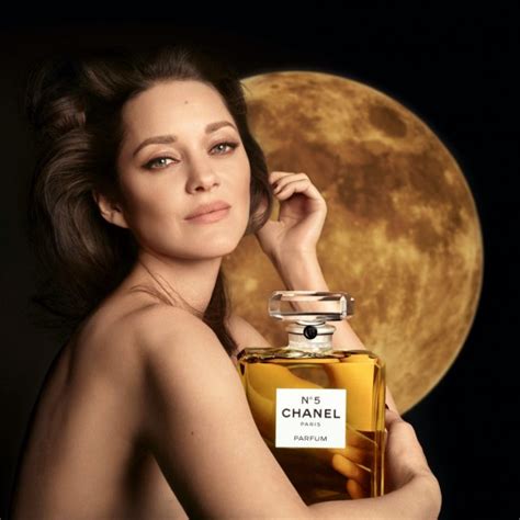 actrice chanel n 5|Chanel no 5 holiday film.